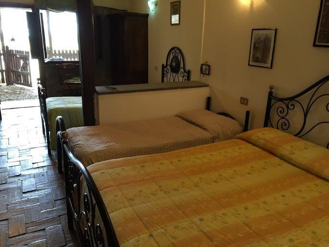 Agriturismo Monte Due Torri Дженцано-ди-Рома Экстерьер фото