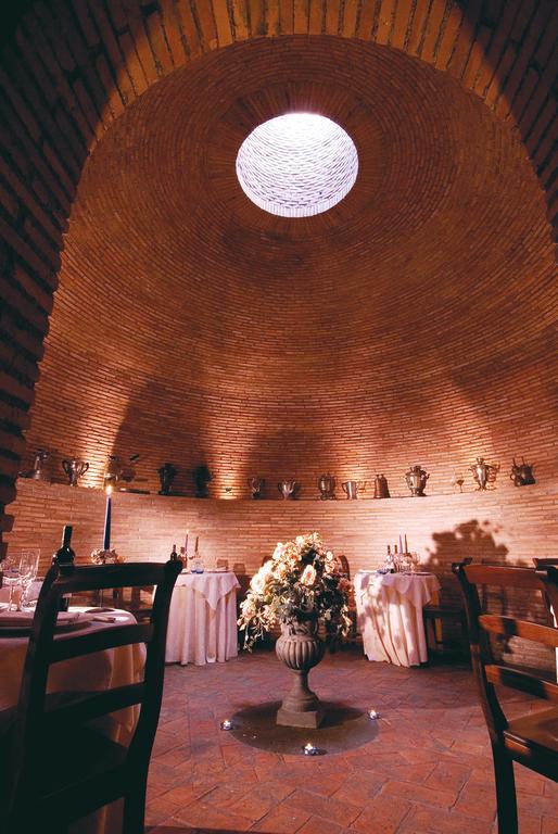 Agriturismo Monte Due Torri Дженцано-ди-Рома Экстерьер фото